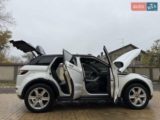 Белый Ленд Ровер Рендж Ровер Эвок, объемом двигателя 2 л и пробегом 104 тыс. км за 18900 $, фото 56 на Automoto.ua