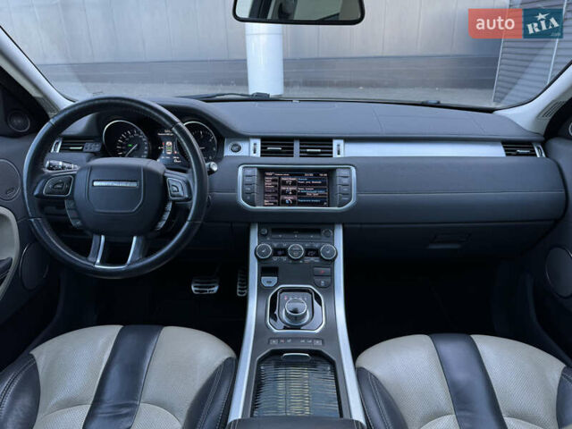 Ленд Ровер Рендж Ровер Эвок 2013 в Киеве на Automoto.ua Белый Ленд Ровер Рендж Ровер Эвок, объемом двигателя 2.18 л и пробегом 124 тыс. км за 18500 $, фото 22 на Automoto.ua