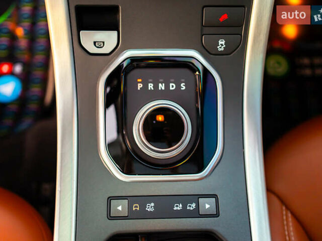 Белый Ленд Ровер Рендж Ровер Эвок, объемом двигателя 2 л и пробегом 73 тыс. км за 17700 $, фото 52 на Automoto.ua