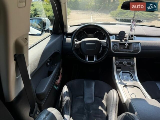 Білий Ленд Ровер Рендж Ровер Евок, об'ємом двигуна 2.18 л та пробігом 187 тис. км за 18200 $, фото 51 на Automoto.ua