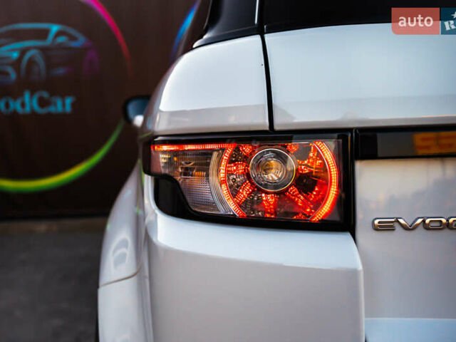 Белый Ленд Ровер Рендж Ровер Эвок, объемом двигателя 2 л и пробегом 73 тыс. км за 17700 $, фото 18 на Automoto.ua