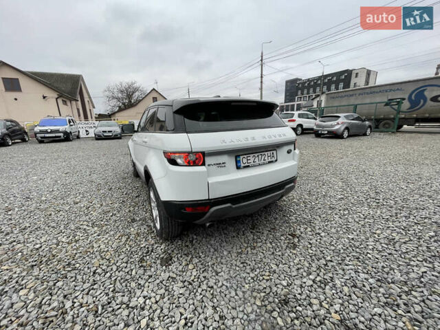 Белый Ленд Ровер Рендж Ровер Эвок, объемом двигателя 2.18 л и пробегом 276 тыс. км за 16300 $, фото 3 на Automoto.ua