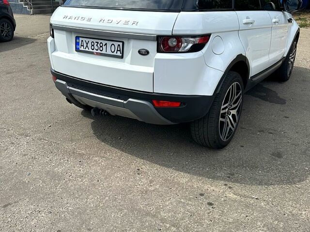 Білий Ленд Ровер Рендж Ровер Евок, об'ємом двигуна 1.9 л та пробігом 132 тис. км за 17500 $, фото 4 на Automoto.ua