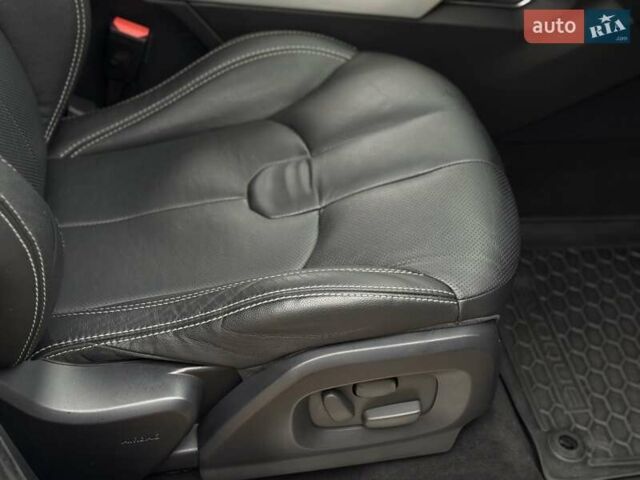 Білий Ленд Ровер Рендж Ровер Евок, об'ємом двигуна 2 л та пробігом 104 тис. км за 16900 $, фото 46 на Automoto.ua