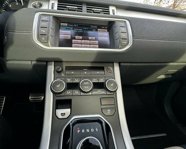 Білий Ленд Ровер Рендж Ровер Евок, об'ємом двигуна 2.18 л та пробігом 72 тис. км за 18500 $, фото 22 на Automoto.ua