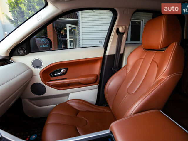 Белый Ленд Ровер Рендж Ровер Эвок, объемом двигателя 2 л и пробегом 73 тыс. км за 17700 $, фото 32 на Automoto.ua