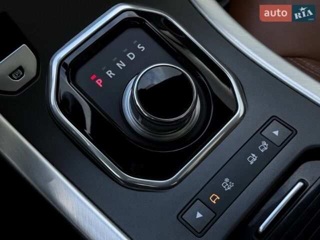 Білий Ленд Ровер Рендж Ровер Евок, об'ємом двигуна 2 л та пробігом 90 тис. км за 18999 $, фото 33 на Automoto.ua