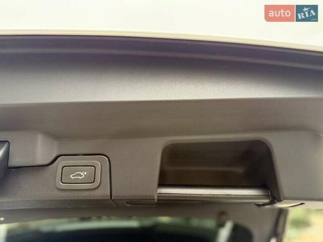 Білий Ленд Ровер Рендж Ровер Евок, об'ємом двигуна 2 л та пробігом 104 тис. км за 17950 $, фото 58 на Automoto.ua