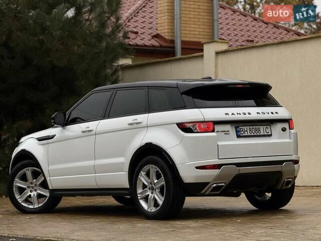 Белый Ленд Ровер Рендж Ровер Эвок, объемом двигателя 2 л и пробегом 104 тыс. км за 18900 $, фото 25 на Automoto.ua