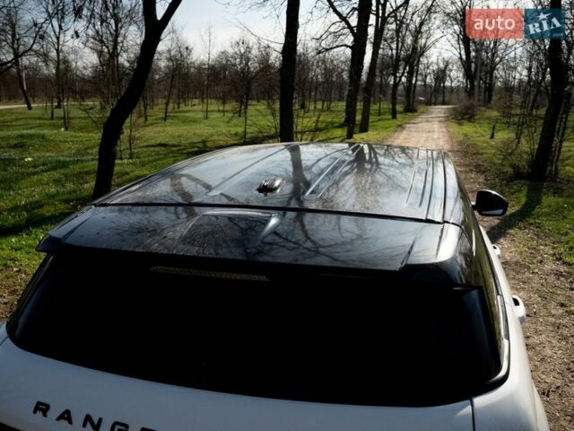 Белый Ленд Ровер Рендж Ровер Эвок, объемом двигателя 2.2 л и пробегом 148 тыс. км за 19000 $, фото 58 на Automoto.ua