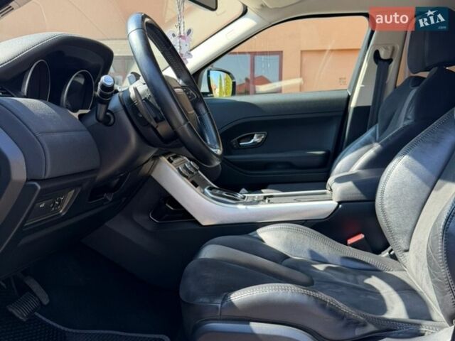 Білий Ленд Ровер Рендж Ровер Евок, об'ємом двигуна 2.18 л та пробігом 187 тис. км за 18200 $, фото 40 на Automoto.ua