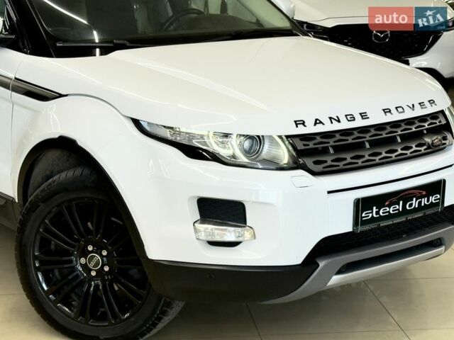 Белый Ленд Ровер Рендж Ровер Эвок, объемом двигателя 2.18 л и пробегом 155 тыс. км за 19399 $, фото 6 на Automoto.ua
