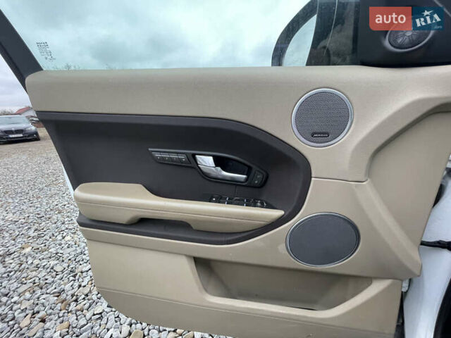 Белый Ленд Ровер Рендж Ровер Эвок, объемом двигателя 2.18 л и пробегом 276 тыс. км за 16300 $, фото 12 на Automoto.ua
