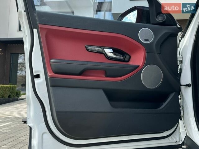 Белый Ленд Ровер Рендж Ровер Эвок, объемом двигателя 2.2 л и пробегом 158 тыс. км за 16500 $, фото 43 на Automoto.ua