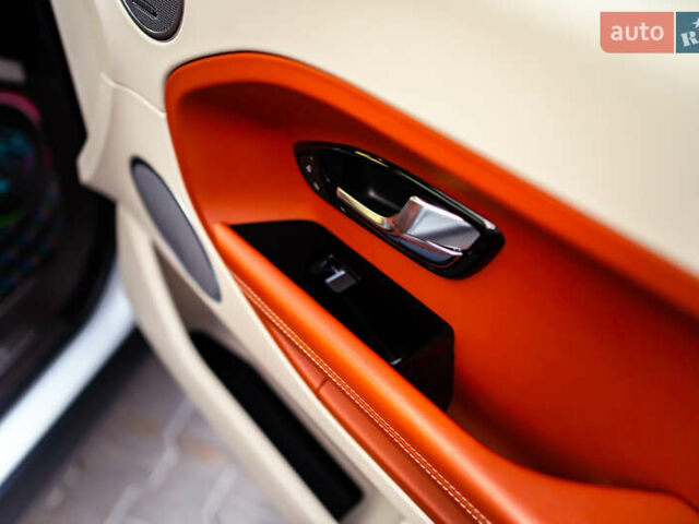 Белый Ленд Ровер Рендж Ровер Эвок, объемом двигателя 2 л и пробегом 73 тыс. км за 17700 $, фото 67 на Automoto.ua