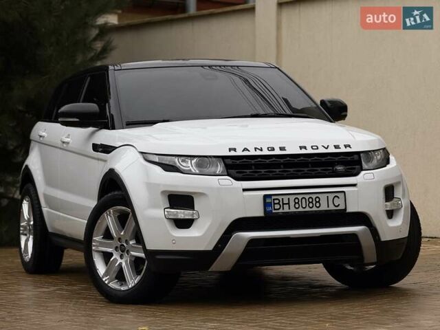 Белый Ленд Ровер Рендж Ровер Эвок, объемом двигателя 2 л и пробегом 104 тыс. км за 18900 $, фото 1 на Automoto.ua