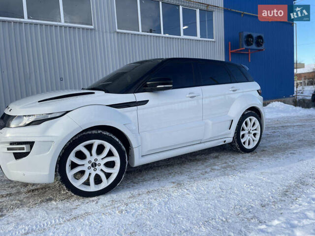 Білий Ленд Ровер Рендж Ровер Евок, об'ємом двигуна 2.18 л та пробігом 208 тис. км за 19500 $, фото 3 на Automoto.ua