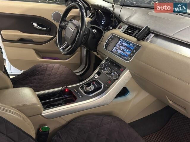 Белый Ленд Ровер Рендж Ровер Эвок, объемом двигателя 2.18 л и пробегом 155 тыс. км за 19399 $, фото 21 на Automoto.ua