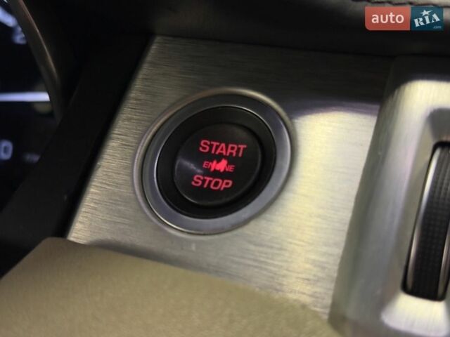 Белый Ленд Ровер Рендж Ровер Эвок, объемом двигателя 2.18 л и пробегом 155 тыс. км за 19399 $, фото 28 на Automoto.ua