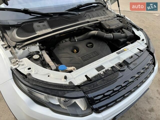 Белый Ленд Ровер Рендж Ровер Эвок, объемом двигателя 2 л и пробегом 241 тыс. км за 13200 $, фото 33 на Automoto.ua