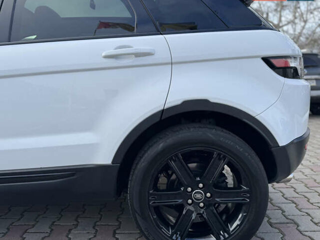 Ленд Ровер Рендж Ровер Эвок 2013 в Одессе на Automoto.ua Белый Ленд Ровер Рендж Ровер Эвок, объемом двигателя 2 л и пробегом 169 тыс. км за 16500 $, фото 14 на Automoto.ua