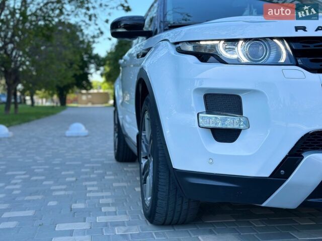 Білий Ленд Ровер Рендж Ровер Евок, об'ємом двигуна 2.18 л та пробігом 170 тис. км за 18500 $, фото 25 на Automoto.ua