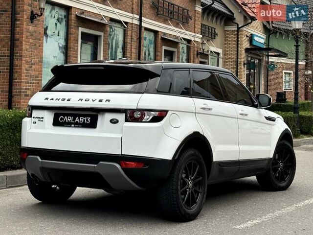 Ленд Ровер Рендж Ровер Евок 2013 у Києві на Automoto.ua Білий Ленд Ровер Рендж Ровер Евок, об'ємом двигуна 2.18 л та пробігом 170 тис. км за 17900 $, фото 9 на Automoto.ua