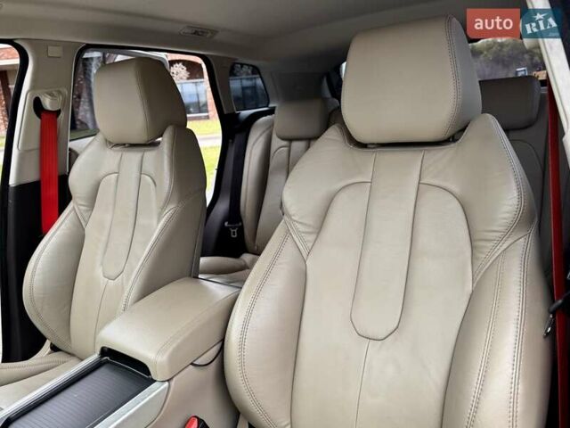 Ленд Ровер Рендж Ровер Евок 2013 у Києві на Automoto.ua Білий Ленд Ровер Рендж Ровер Евок, об'ємом двигуна 2.18 л та пробігом 170 тис. км за 17900 $, фото 22 на Automoto.ua