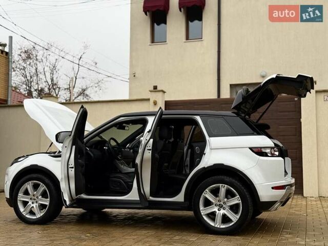 Білий Ленд Ровер Рендж Ровер Евок, об'ємом двигуна 2 л та пробігом 104 тис. км за 16900 $, фото 30 на Automoto.ua