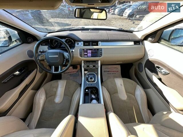 Білий Ленд Ровер Рендж Ровер Евок, об'ємом двигуна 2 л та пробігом 186 тис. км за 10500 $, фото 9 на Automoto.ua
