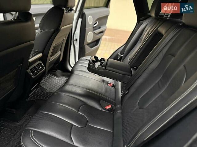 Білий Ленд Ровер Рендж Ровер Евок, об'ємом двигуна 2 л та пробігом 104 тис. км за 17950 $, фото 47 на Automoto.ua