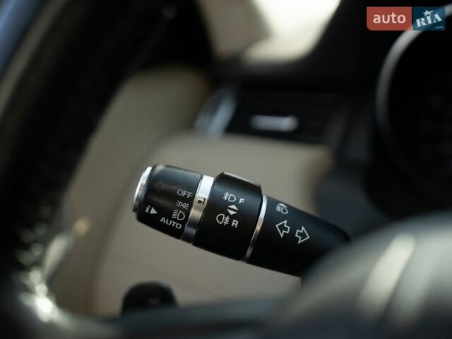 Белый Ленд Ровер Рендж Ровер Эвок, объемом двигателя 2.2 л и пробегом 148 тыс. км за 19000 $, фото 53 на Automoto.ua