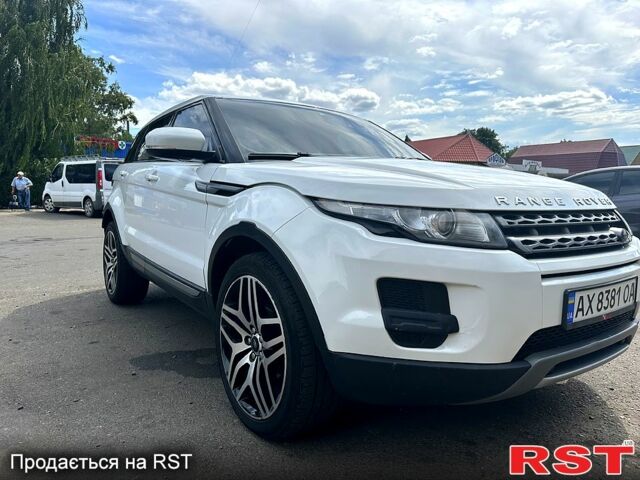 Білий Ленд Ровер Рендж Ровер Евок, об'ємом двигуна 1.9 л та пробігом 132 тис. км за 17500 $, фото 5 на Automoto.ua