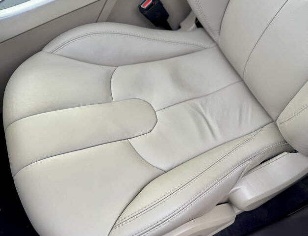 Ленд Ровер Рендж Ровер Эвок 2013 в Одессе на Automoto.ua Белый Ленд Ровер Рендж Ровер Эвок, объемом двигателя 2 л и пробегом 169 тыс. км за 16500 $, фото 39 на Automoto.ua