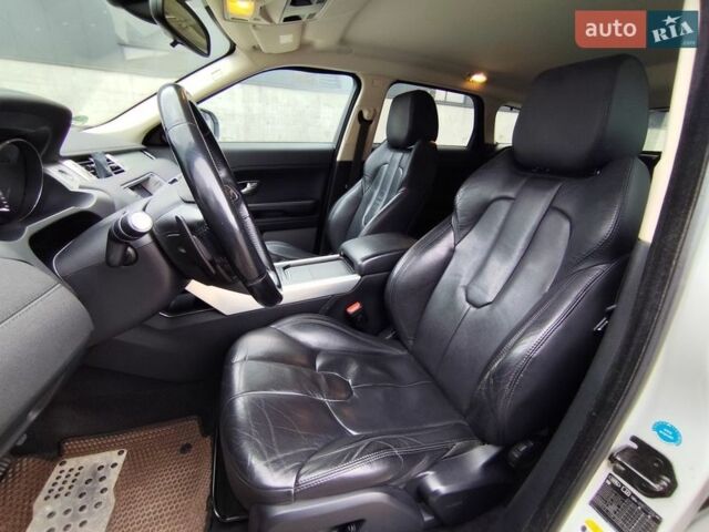 Белый Ленд Ровер Рендж Ровер Эвок, объемом двигателя 2.2 л и пробегом 207 тыс. км за 16500 $, фото 10 на Automoto.ua