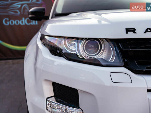 Белый Ленд Ровер Рендж Ровер Эвок, объемом двигателя 2 л и пробегом 73 тыс. км за 17700 $, фото 5 на Automoto.ua