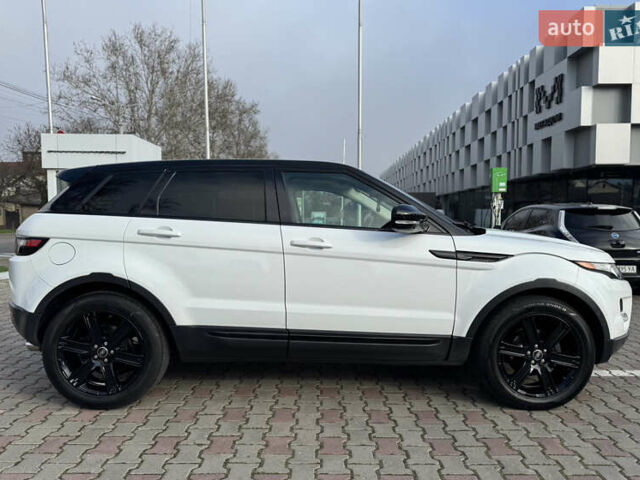 Ленд Ровер Рендж Ровер Эвок 2013 в Одессе на Automoto.ua Белый Ленд Ровер Рендж Ровер Эвок, объемом двигателя 2 л и пробегом 169 тыс. км за 16500 $, фото 6 на Automoto.ua