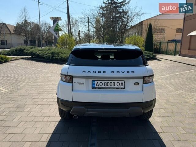 Білий Ленд Ровер Рендж Ровер Евок, об'ємом двигуна 2.18 л та пробігом 187 тис. км за 18200 $, фото 5 на Automoto.ua