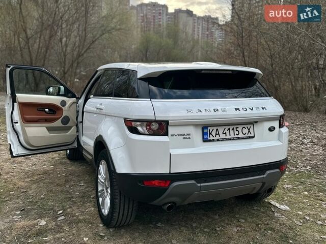 Білий Ленд Ровер Рендж Ровер Евок, об'ємом двигуна 2 л та пробігом 89 тис. км за 19500 $, фото 7 на Automoto.ua