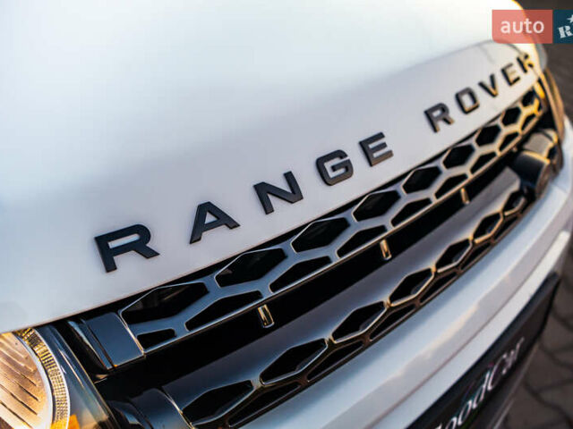 Белый Ленд Ровер Рендж Ровер Эвок, объемом двигателя 2 л и пробегом 73 тыс. км за 17700 $, фото 20 на Automoto.ua