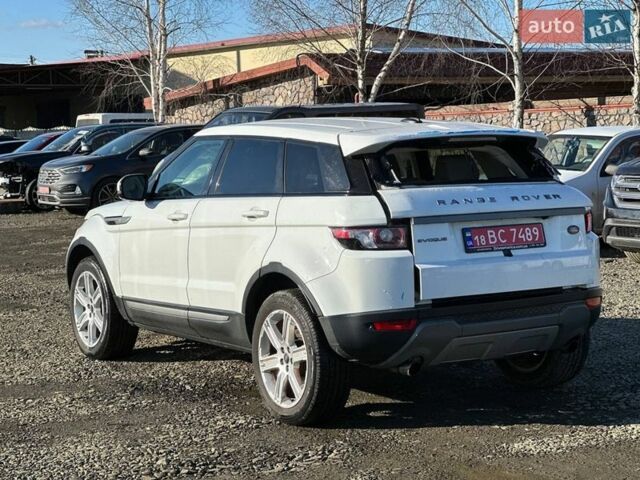 Білий Ленд Ровер Рендж Ровер Евок, об'ємом двигуна 2 л та пробігом 186 тис. км за 10500 $, фото 5 на Automoto.ua