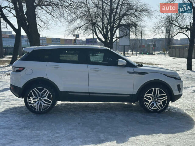 Білий Ленд Ровер Рендж Ровер Евок, об'ємом двигуна 2.2 л та пробігом 223 тис. км за 15800 $, фото 14 на Automoto.ua