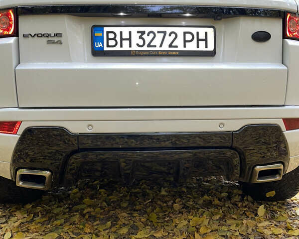 Белый Ленд Ровер Рендж Ровер Эвок, объемом двигателя 2 л и пробегом 181 тыс. км за 15850 $, фото 14 на Automoto.ua