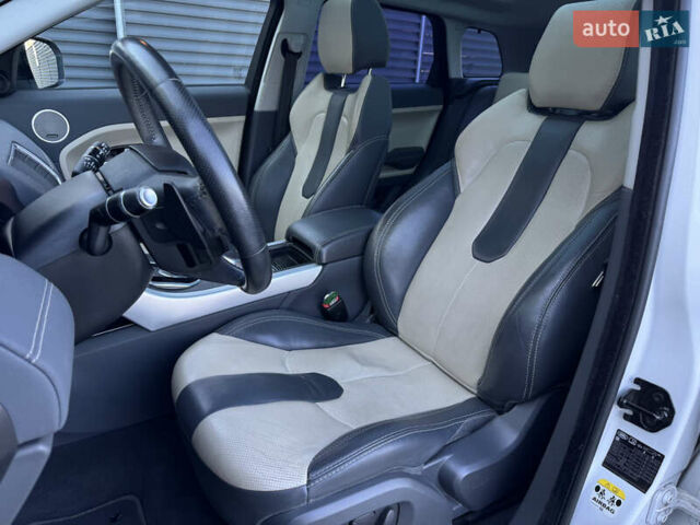 Ленд Ровер Рендж Ровер Эвок 2013 в Киеве на Automoto.ua Белый Ленд Ровер Рендж Ровер Эвок, объемом двигателя 2.18 л и пробегом 124 тыс. км за 18500 $, фото 39 на Automoto.ua