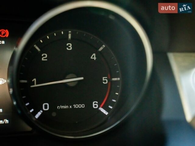 Белый Ленд Ровер Рендж Ровер Эвок, объемом двигателя 2.2 л и пробегом 148 тыс. км за 19000 $, фото 42 на Automoto.ua