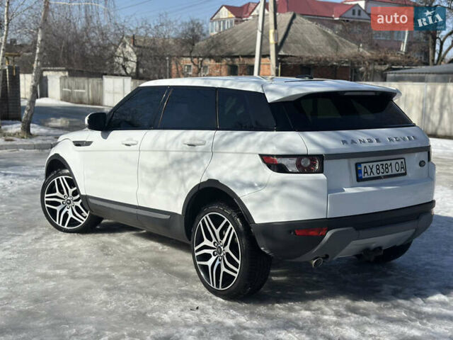Білий Ленд Ровер Рендж Ровер Евок, об'ємом двигуна 2.2 л та пробігом 223 тис. км за 15800 $, фото 20 на Automoto.ua