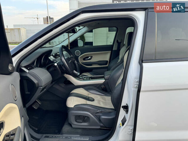 Белый Ленд Ровер Рендж Ровер Эвок, объемом двигателя 2.18 л и пробегом 126 тыс. км за 20800 $, фото 12 на Automoto.ua