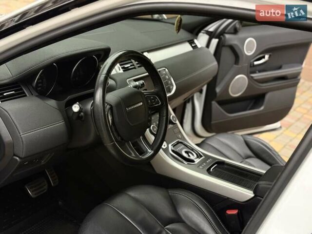 Білий Ленд Ровер Рендж Ровер Евок, об'ємом двигуна 2 л та пробігом 104 тис. км за 17950 $, фото 43 на Automoto.ua