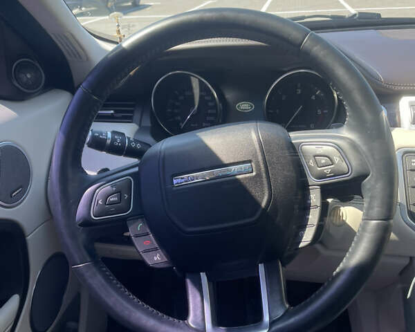 Білий Ленд Ровер Рендж Ровер Евок, об'ємом двигуна 2.18 л та пробігом 152 тис. км за 21000 $, фото 24 на Automoto.ua