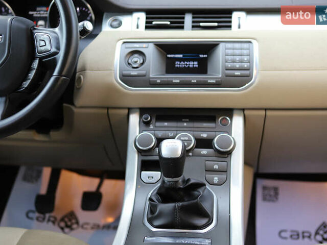 Білий Ленд Ровер Рендж Ровер Евок, об'ємом двигуна 2.18 л та пробігом 108 тис. км за 18999 $, фото 103 на Automoto.ua